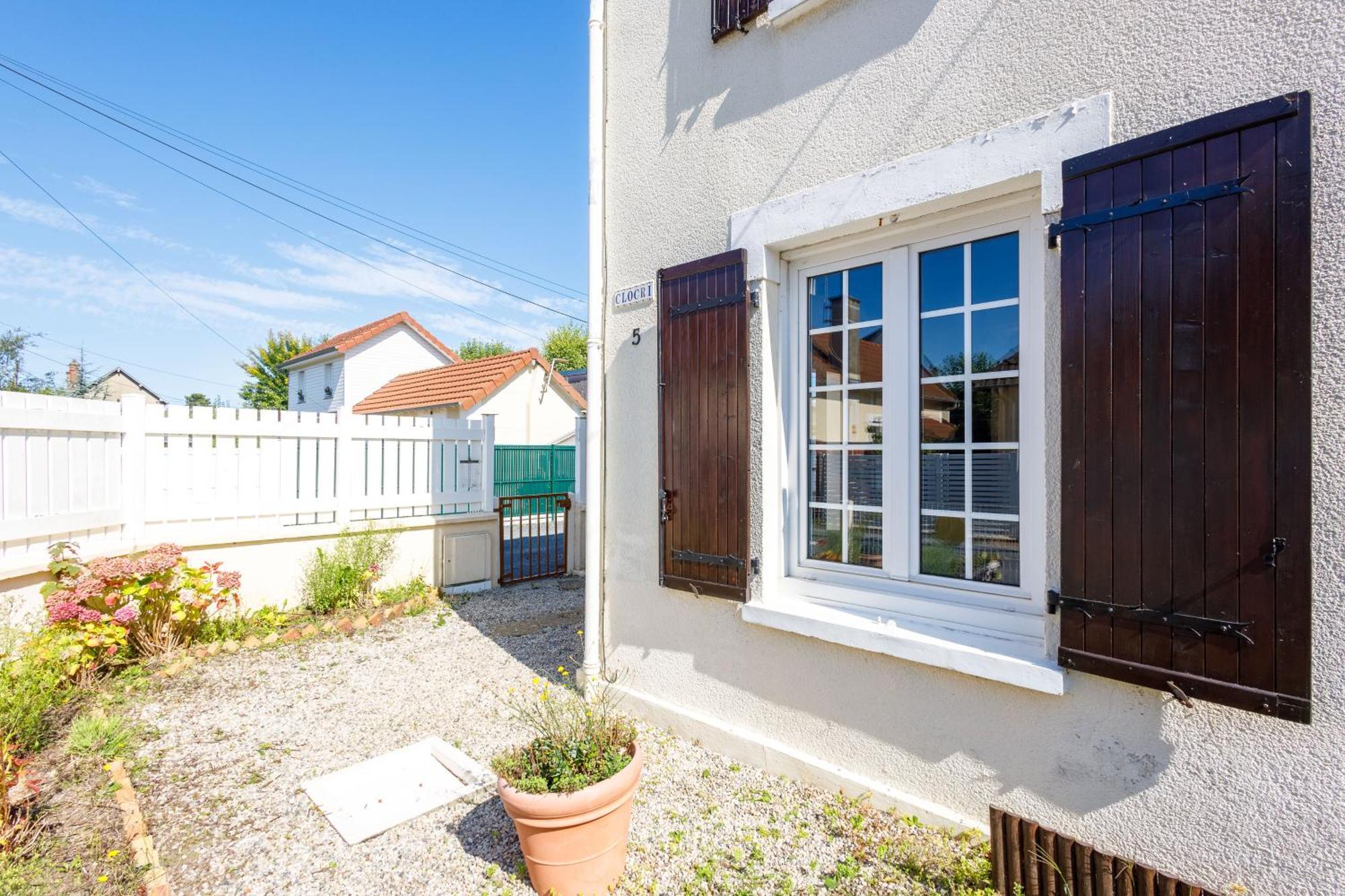 Holiday home La Maison Cabourgeaise Proche Cabourg